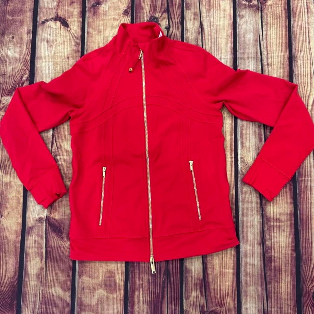 Red lululemon define jacket - Picture 4 of 4